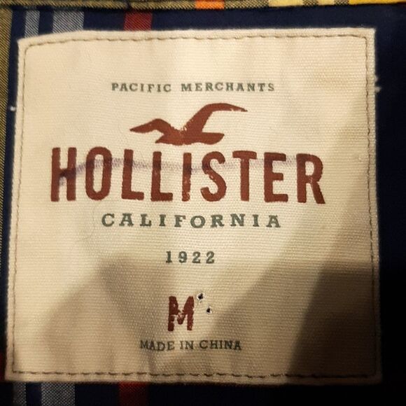 Hollister Colorful Striped Button Down. NEW. - Picture 2 of 9